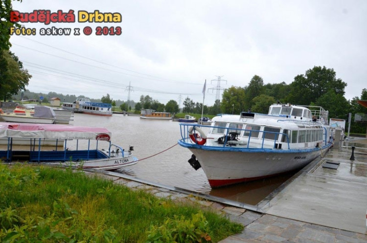 Jez a přístav České Vrbné