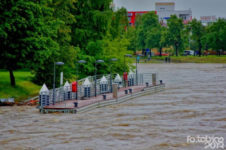 Jiráskovo nábřeží. Foto Zdeněk Tobiáš