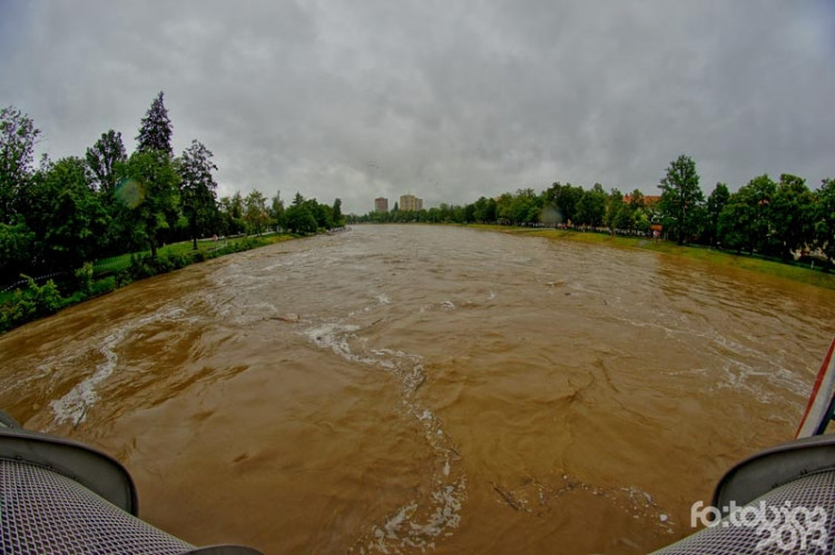 Jiráskovo nábřeží. Foto Zdeněk Tobiáš