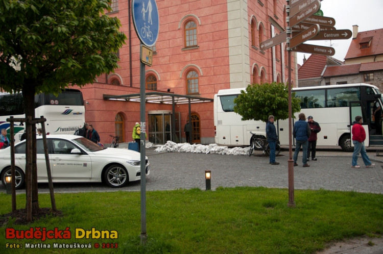 Nedělní večer v Budějcích