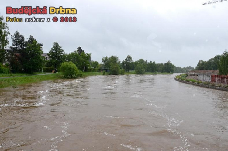 Luční jez v pondělí ráno