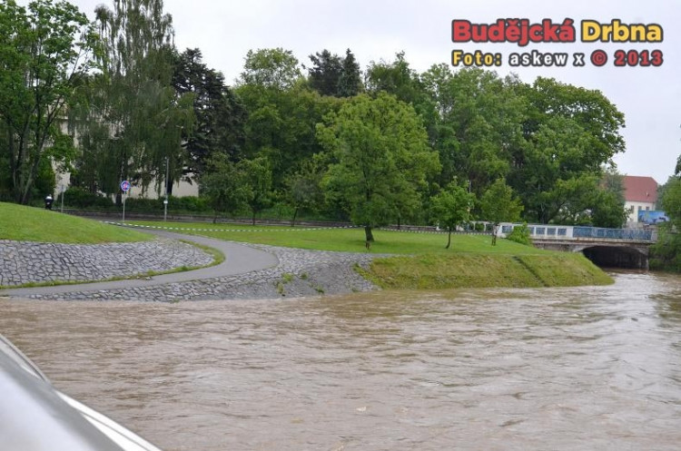 U Dlouhého mostu v pondělí ráno