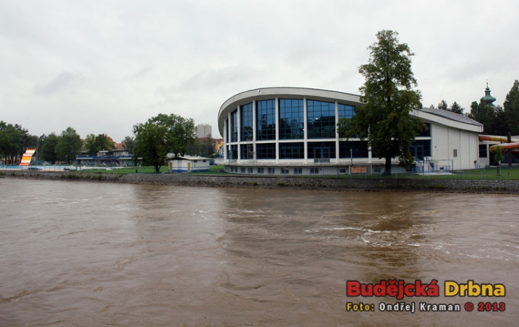 U plovárny v pondělí ráno