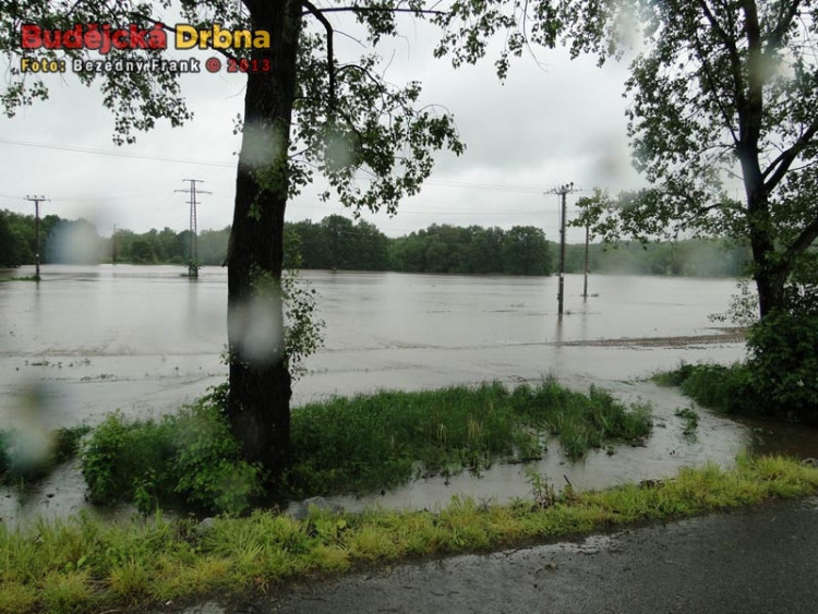 Zaplavené pole mezi Roudným a Vidovem