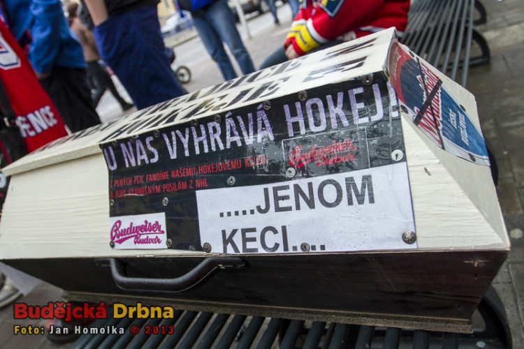 Pochod za záchranu budějovického hokeje