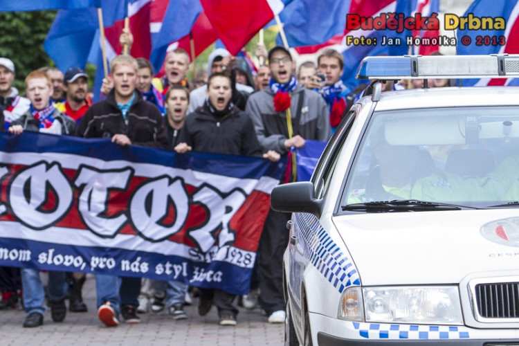 Pochod za záchranu budějovického hokeje