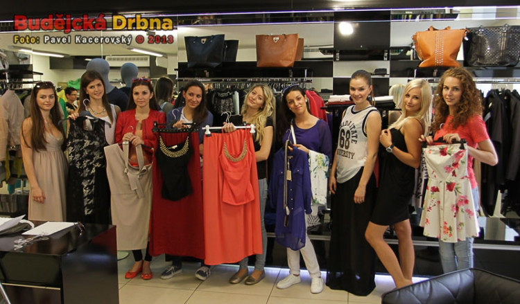 Fitting finalistek Maturantky Roku 2013