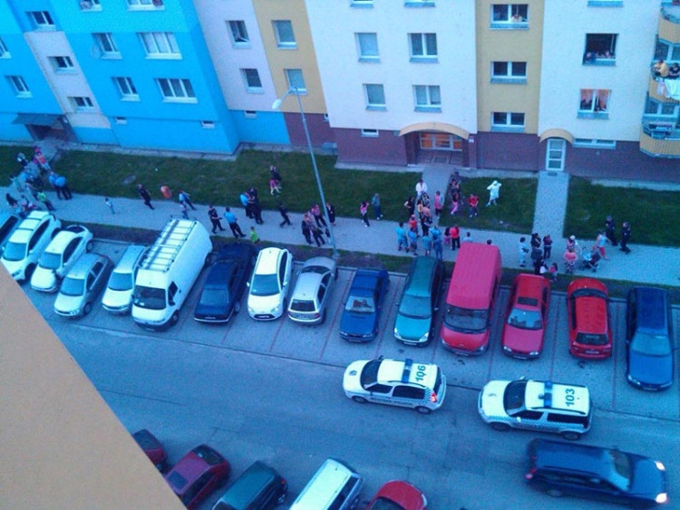 Policejní zátah na budějckém sídlišti Máj