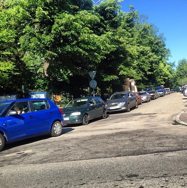 Zácpa v ulici U Zimního stadionu