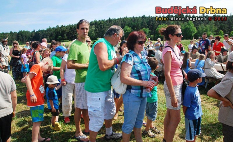 Fronta na kouzelný nápoj