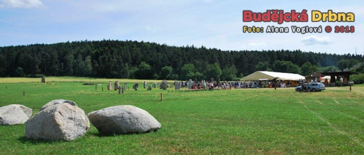 Holašovické Stonehenge