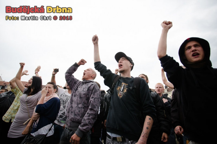 Protest kvůli problémům v soužití s Romy