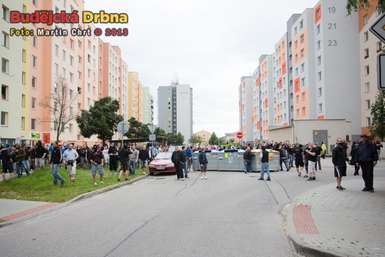 Protest kvůli problémům v soužití s Romy