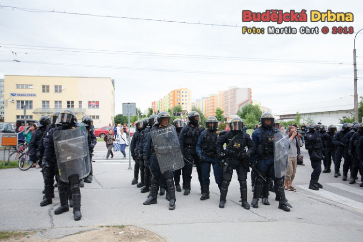 Protest kvůli problémům v soužití s Romy