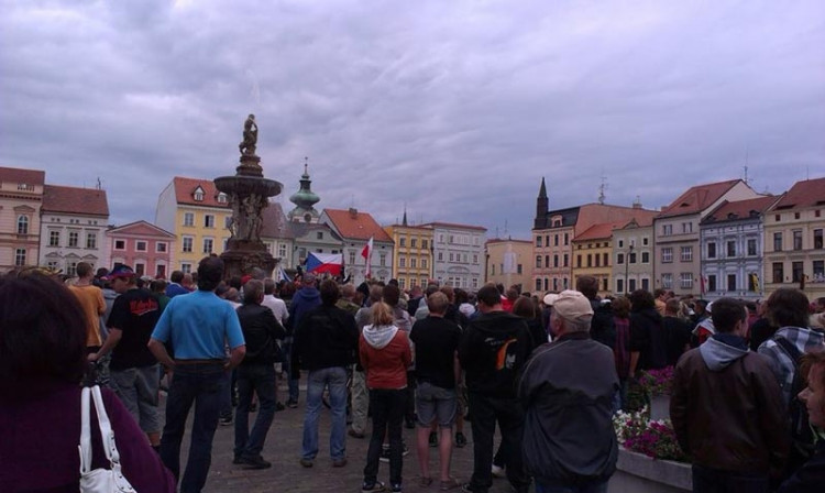 Protest kvůli problémům v soužití s Romy. Foto Zuzana Wágnerová