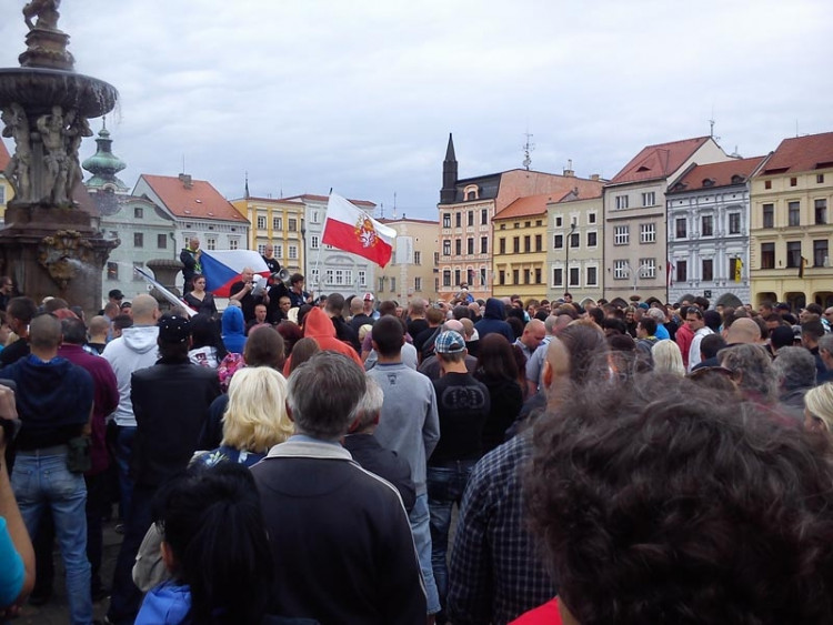 Protest kvůli problémům v soužití s Romy