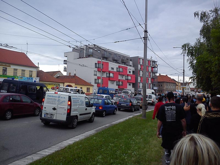 Protest kvůli problémům v soužití s Romy