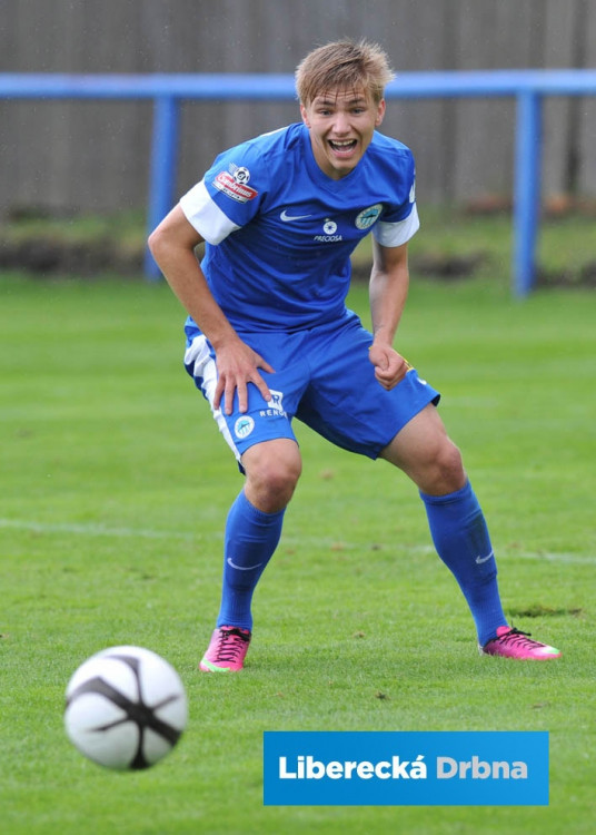 Martin Frýdek hypnotizuje míč