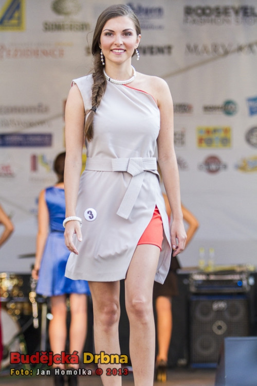 Finálový večer soutěže Maturantka Roku 2013