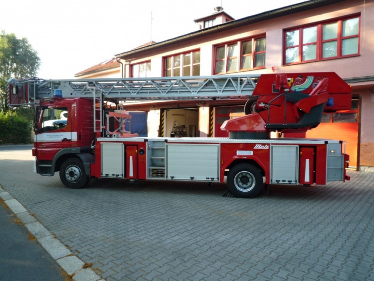 Hasičský Mercedes