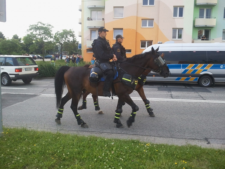 Demonstrace 2 v Českých Budějovicích, sídliště Máj, foto: William Sidržky
