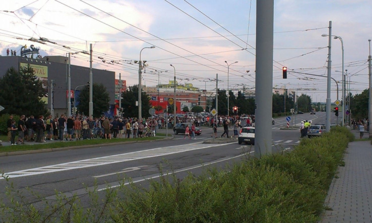 Demonstrace 2 v Českých Budějovicích, sídliště Máj, foto: Zuzana Wágnerová