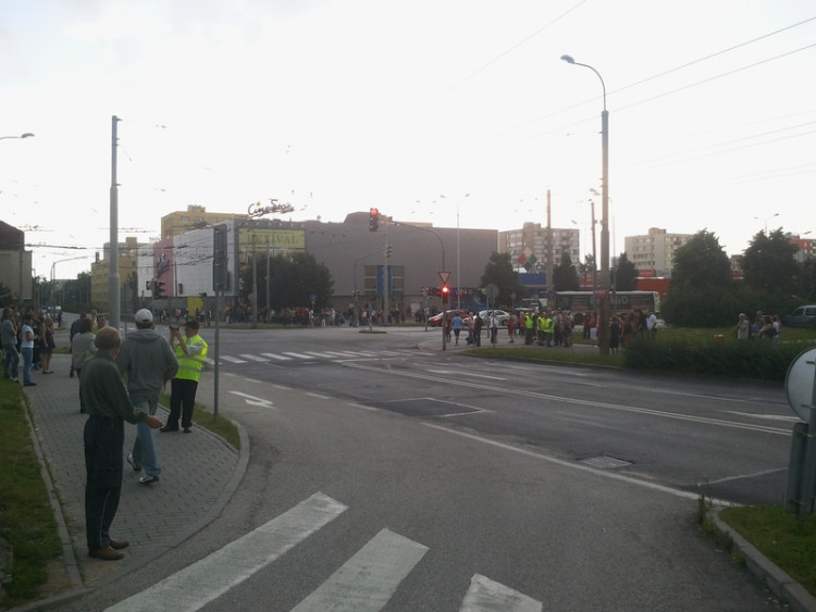 Demonstrace 2 v Českých Budějovicích, sídliště Máj, foto: William Sidržky