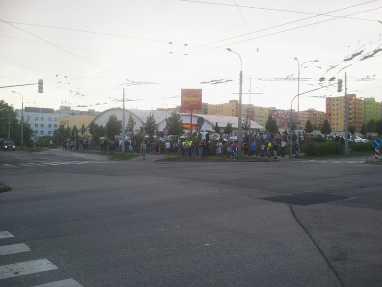 Demonstrace 2 v Českých Budějovicích, sídliště Máj, foto: William Sidržky