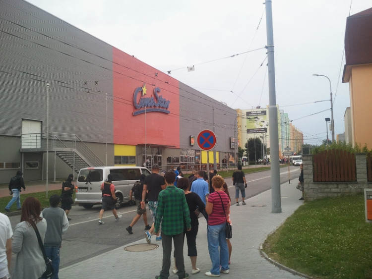 Demonstrace 2 v Českých Budějovicích, sídliště Máj, foto: William Sidržky