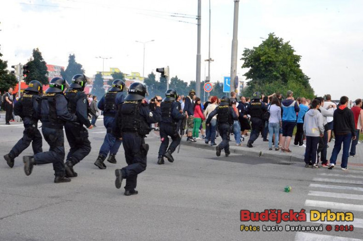 Demonstrace 2 v Českých Budějovicích, sídliště Máj