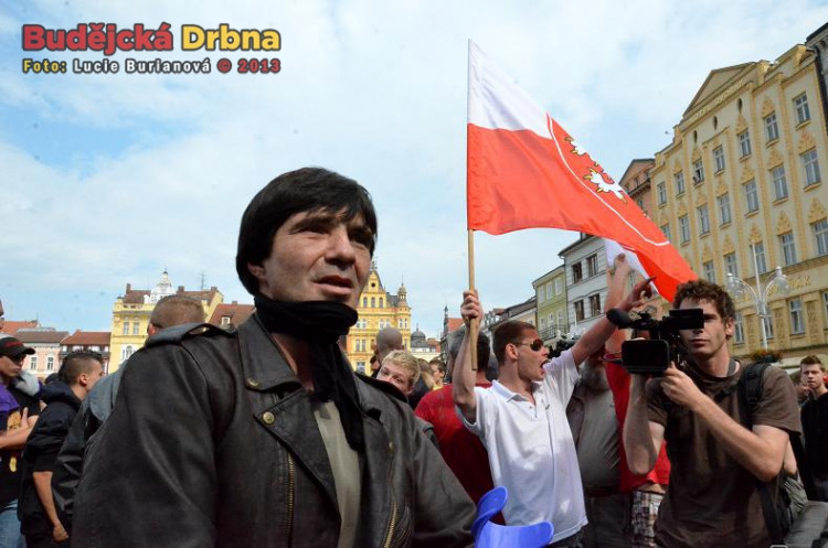 Demonstrace 2 v Českých Budějovicích, náměstí
