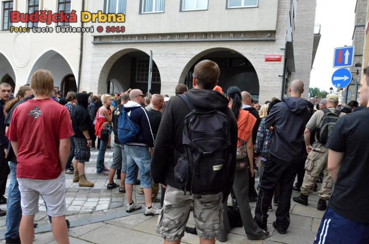 Demonstrace 2 v Českých Budějovicích, náměstí