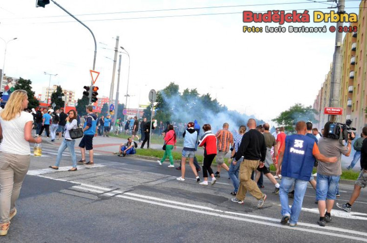 Demonstrace 2 v Českých Budějovicích, sídliště Máj