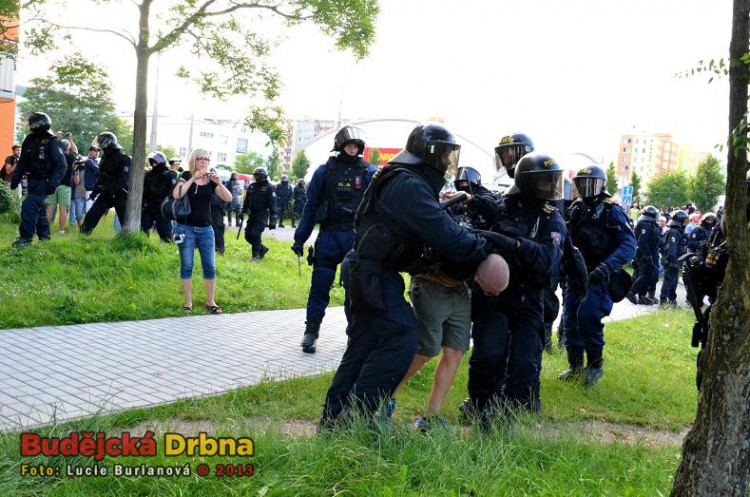 Demonstrace 2 v Českých Budějovicích, sídliště Máj