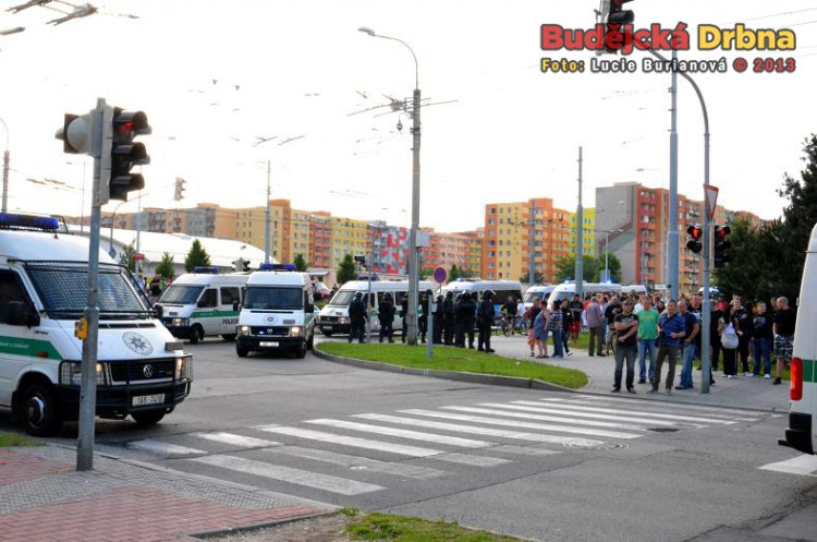 Demonstrace 2 v Českých Budějovicích, sídliště Máj