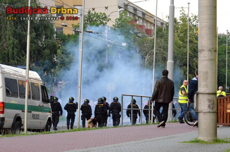 Demonstrace 2 v Českých Budějovicích, sídliště Máj