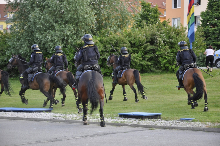 Demonstrace 2 v Českých Budějovicích, sídliště Máj, foto: Jakub Lošek