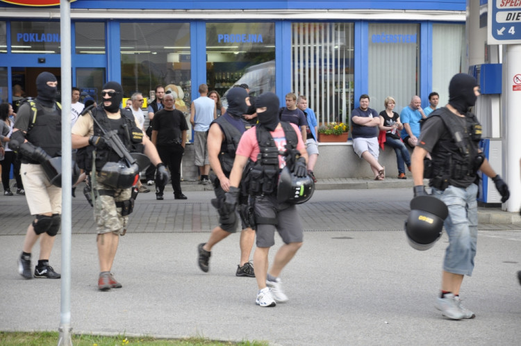 Demonstrace 2 v Českých Budějovicích, sídliště Máj, foto: Jakub Lošek