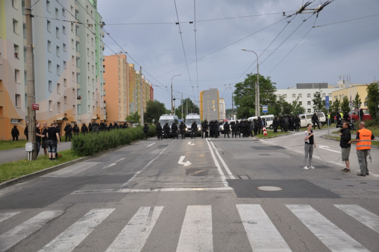Demonstrace 2 v Českých Budějovicích, sídliště Máj, foto: Jakub Lošek