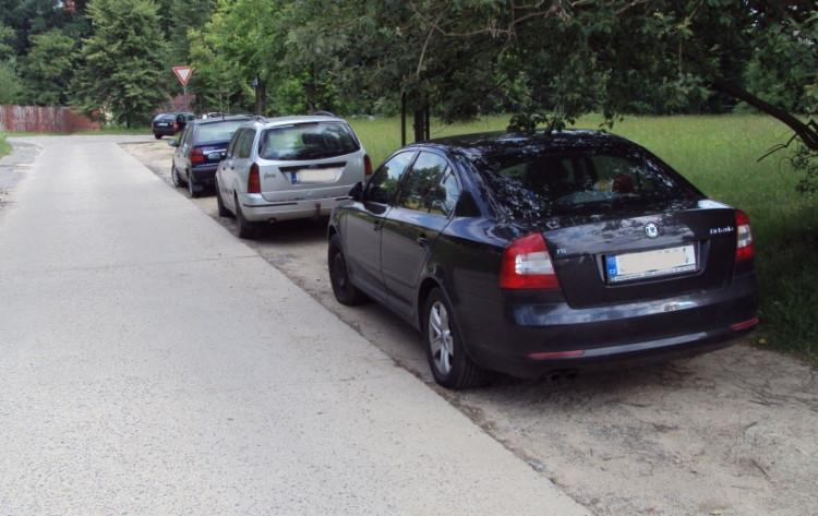 Řidiči si za léta parkování vytvořili nová místa