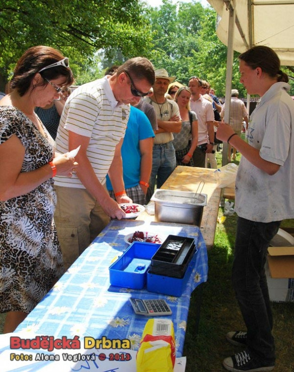 Fronta na knedlíky byla nekonečná