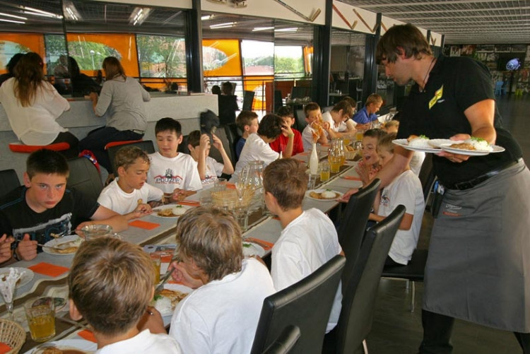 Letní Pouzar hockey academy