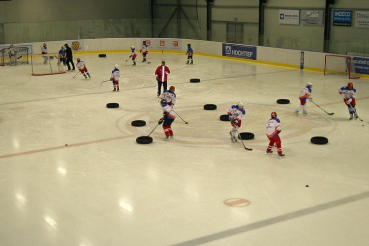 Letní Pouzar hockey academy