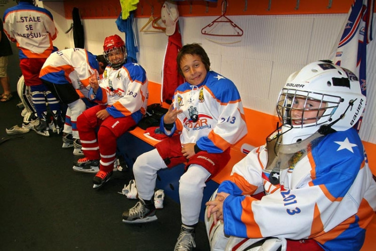 Letní Pouzar hockey academy