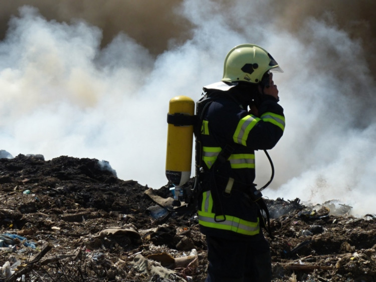 Požár skládky v Druzcově