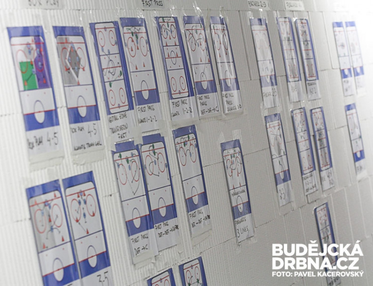 Taktická příprava Vladivostoku v Pouzarově hokejové aréně