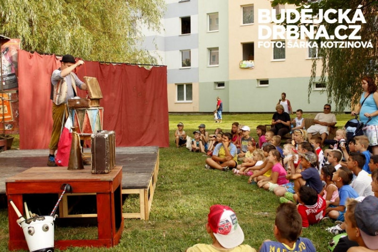 Na akci Máj spolu dorazily desítky dětí i dospělých