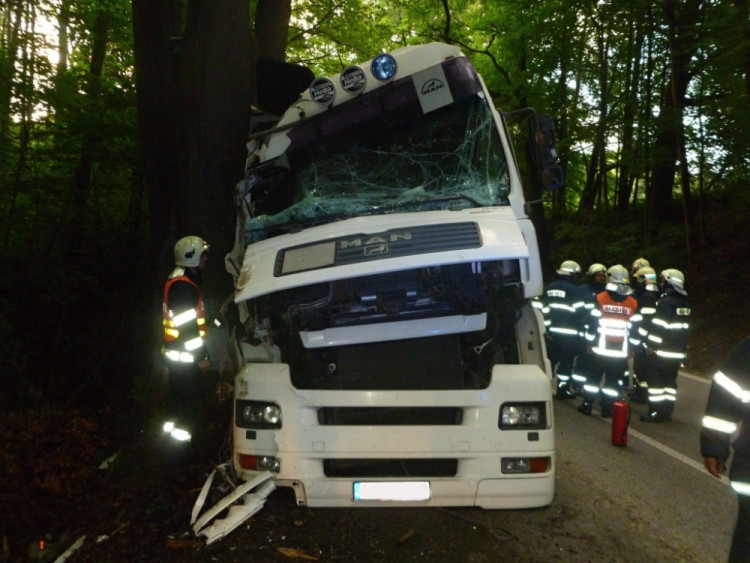 Nehoda polského kamionu u Grabštejnu