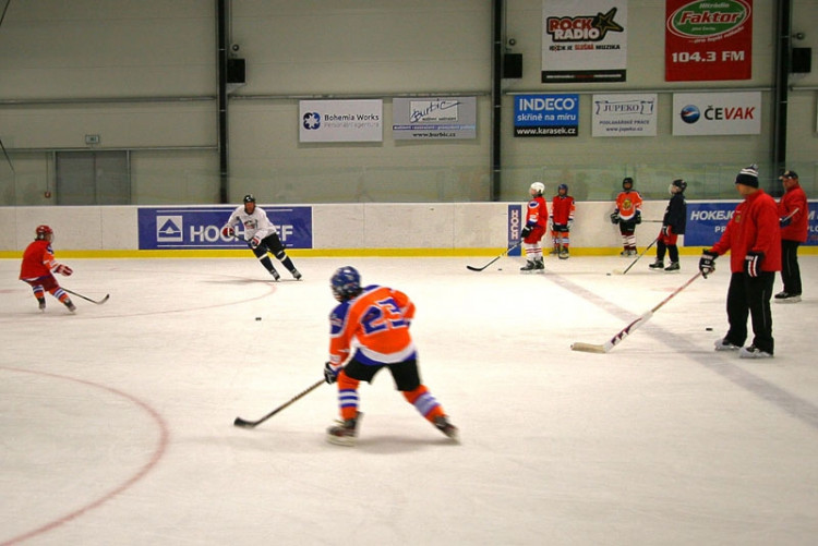 Pouzar Hockey Academy a zápas s Kanaďany