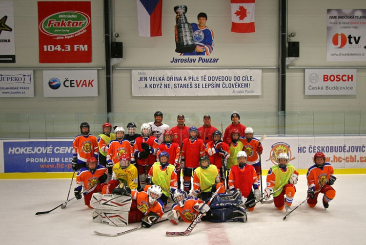 Pouzar Hockey Academy a zápas s Kanaďany